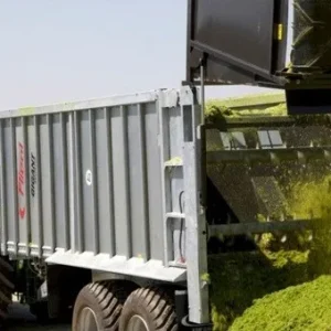 Prikolice za hranjenje s potisnim zidom – Fliegl ASW dostupne putem IPSO-a